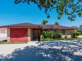 8207 Gaines Rd, Sugar Land, TX 77498