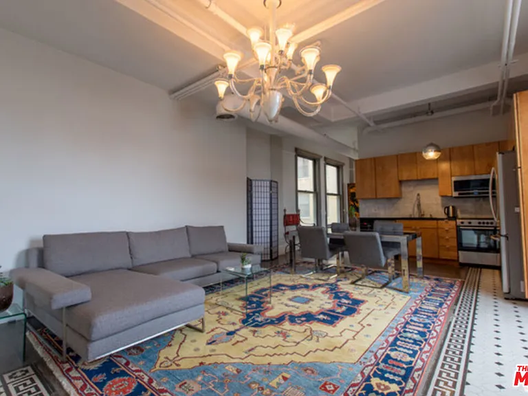 108 W 2nd St #808 — Photo 4
