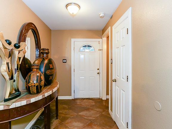 5th image of 6017 Wenlock Dr