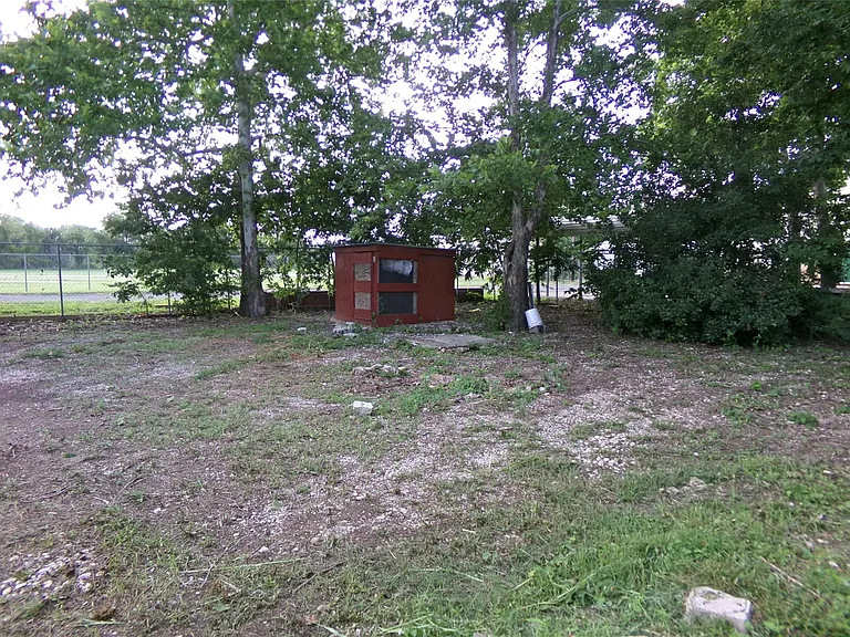 15251 W State Highway 29 — Photo 16