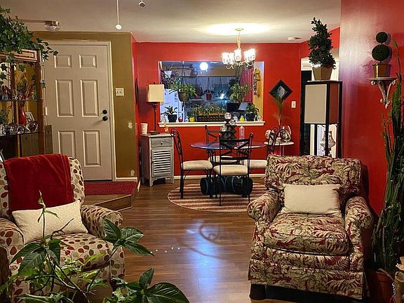 3rd image of 20327 Beaconfield Ter APT 101