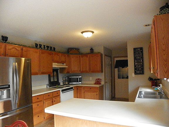 Lots of Counter Space