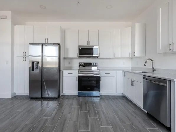 246 Rotonda Blvd W #B, Rotonda West, FL 33947