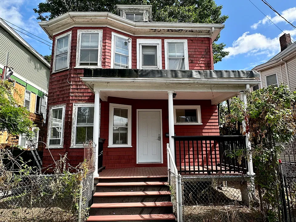 18 Sawyer Ter