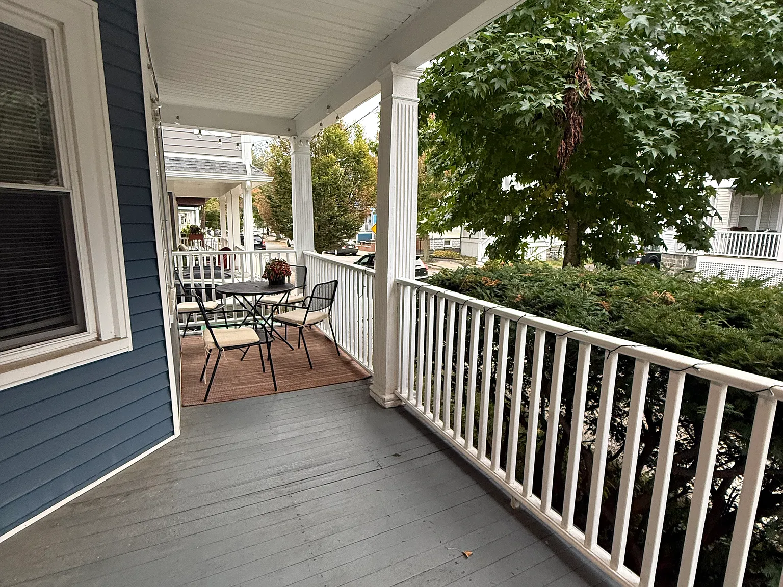 6 bed, 9999 sqft, $9,000 — Photo 2