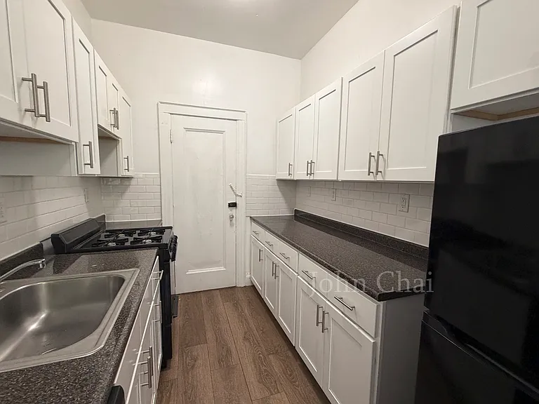 2051 Commonwealth Ave #5 — Photo 15