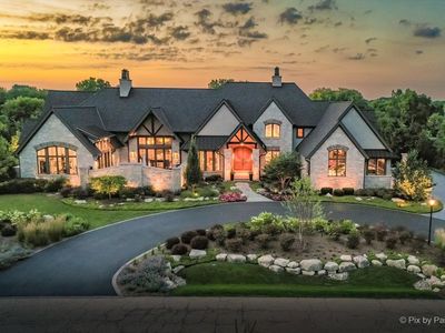 8680 Belfield Rd, Crystal Lake, IL, 60014