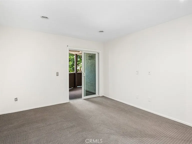 28 Corniche Dr #G — Photo 20