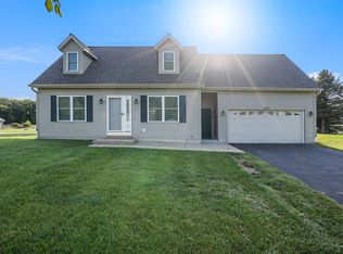 1102 Quail Run Dr, Middleville, MI 49333