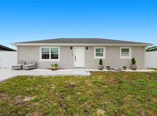 1776 Glenway Ct, Fort Myers, FL 33916