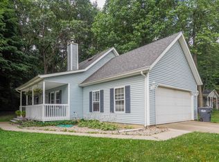 7167 Saint Charles Pl, Kalamazoo, MI 49009
