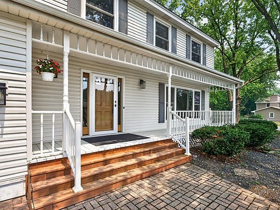 2nd image of 4532 Normandale Highlands Dr