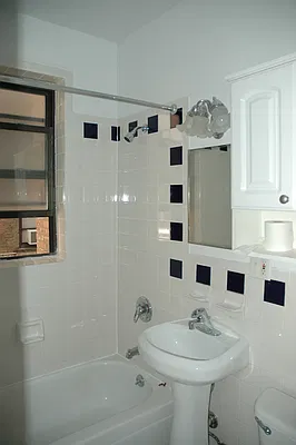 Rented by Owner | media 22