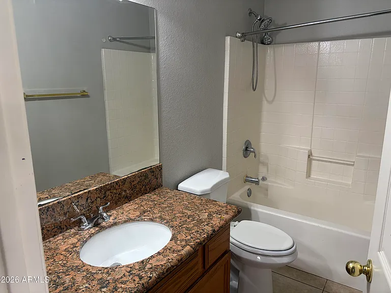 1660 E Gary Dr — Photo 12