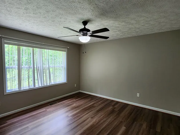 122 Greenridge Rd — Photo 12