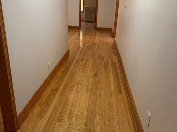 2415 W North Shore Ave #2E, Chicago, IL 60645
