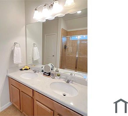 3rd image of 3738 E Vicksburg Estates Dr