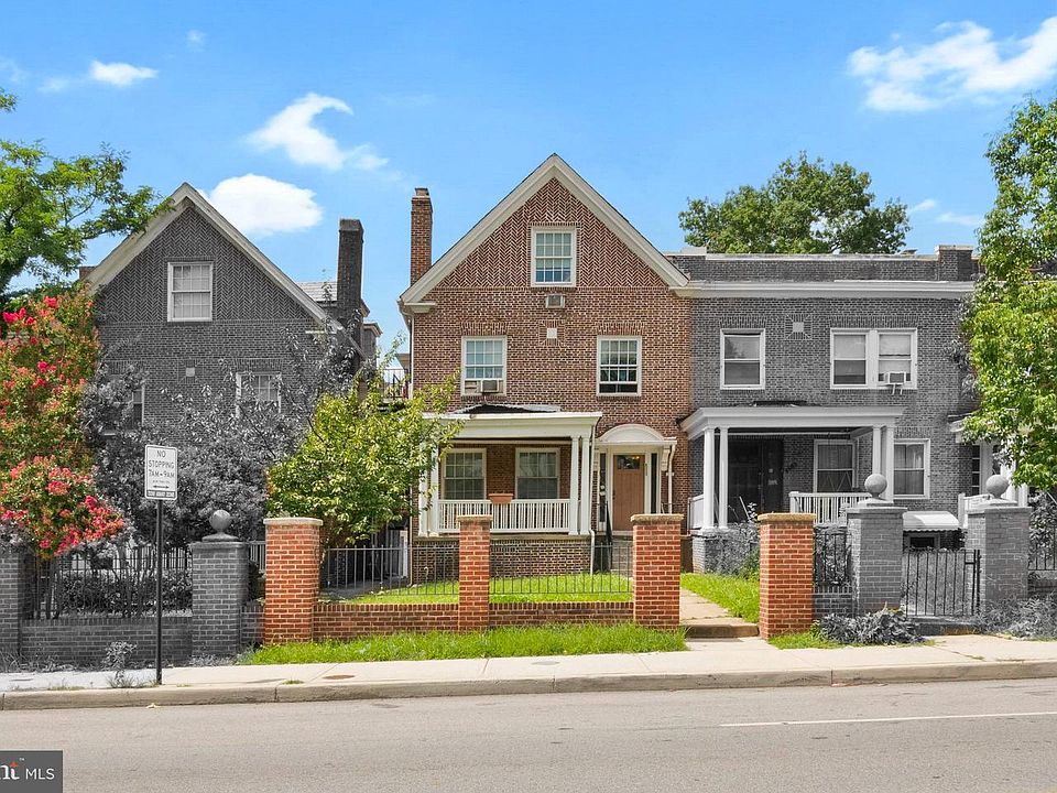 1st image of 3600 Greenmount Ave