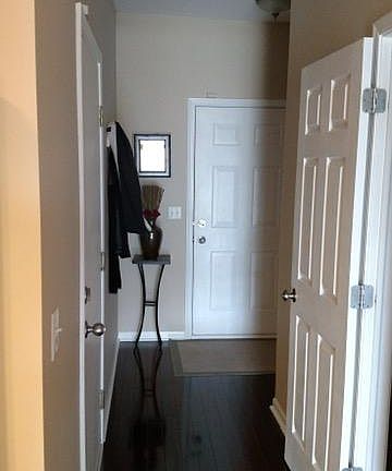 4th image of 2310 Flagstone Ln