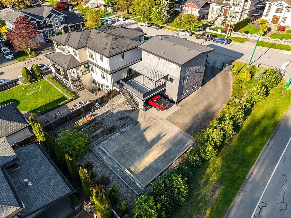 1st image of 5987 Brantford Ave