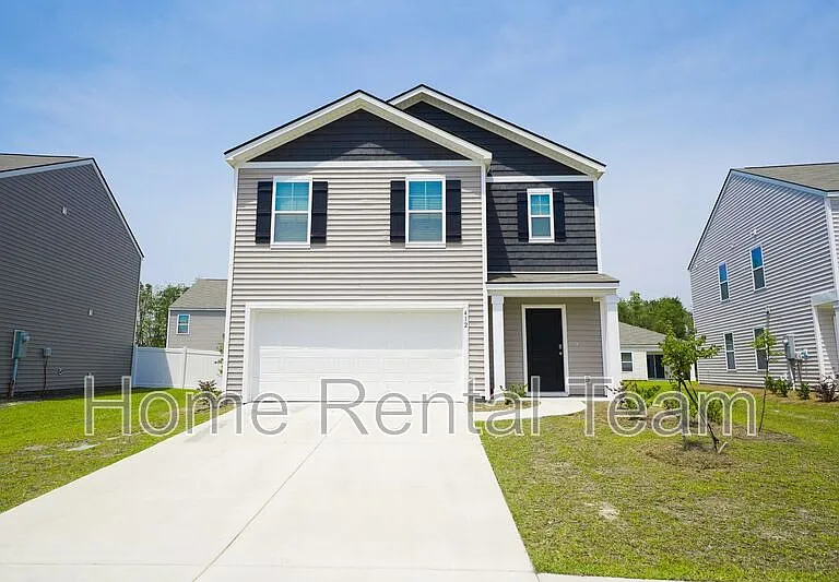 412 Coconut Dr — Photo 2