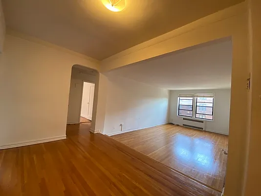 Rented by Contact Realty | media 3