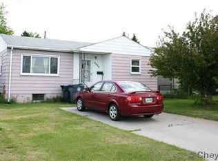 2540 E 8th St, Cheyenne, WY 82001