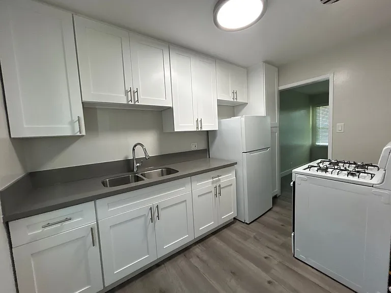 1133 Locust Ave Long Beach, Ca 90813-3262 — Photo 7