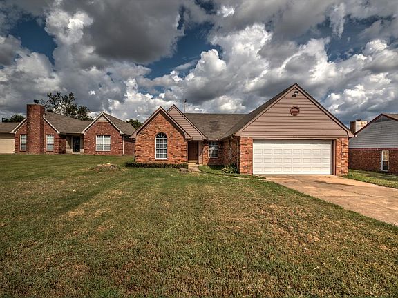 5th image of 7614 Coral Meadows Dr