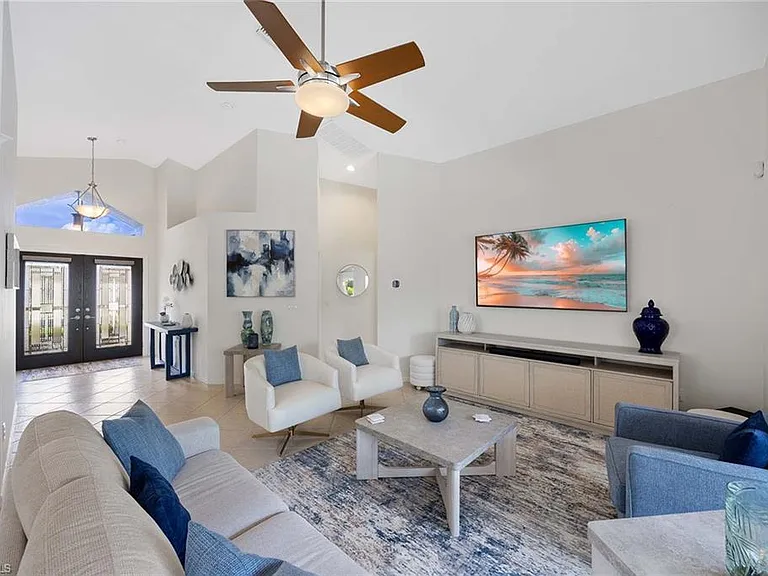 8468 Indian Wells Way — Photo 9