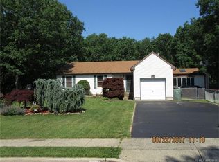 10 Pamela Ct, Jackson, NJ 08527
