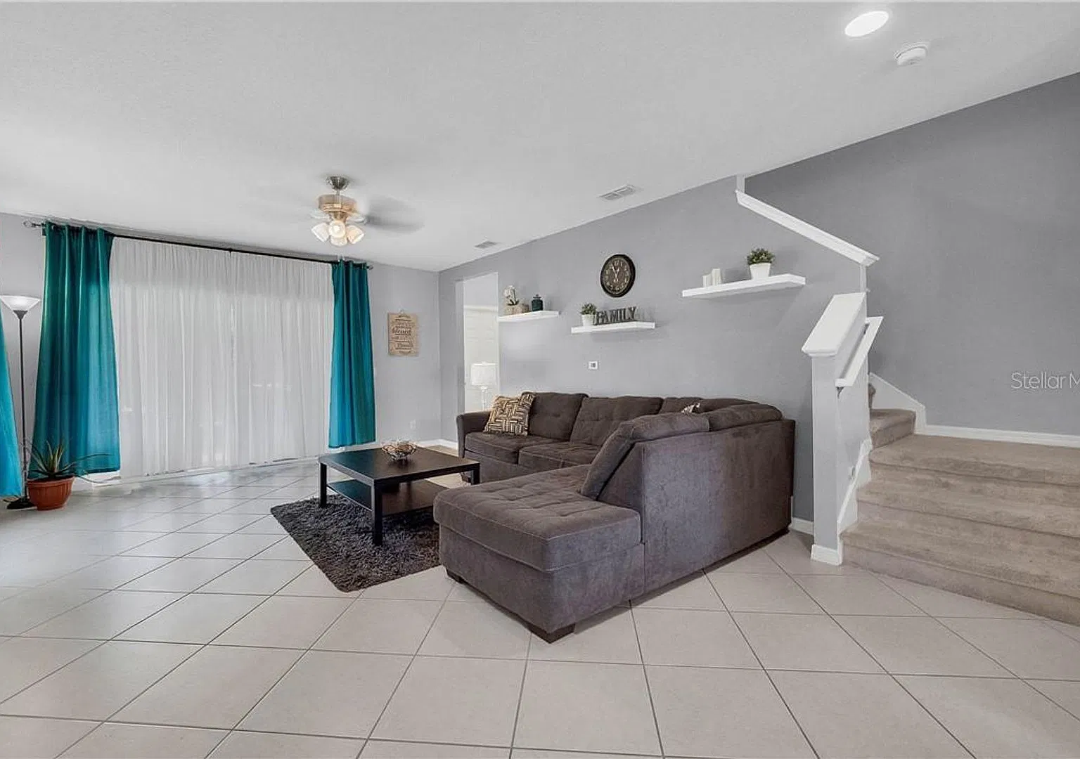 3 Bedroom 3 Bath Kissimmee Emerald Lake Townhome with 2 Master Suites and Stainless Appliances! — Photo 4