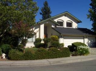 1240 Crown Ct, Walnut Creek, CA 94597