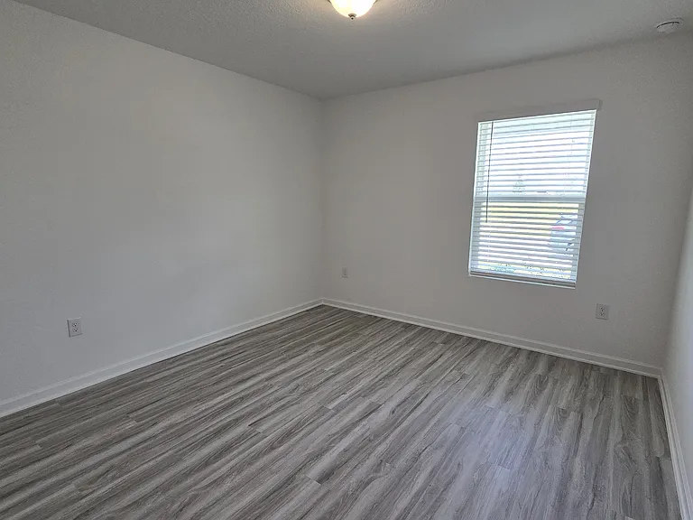22050 Aleutian Ave — Photo 20