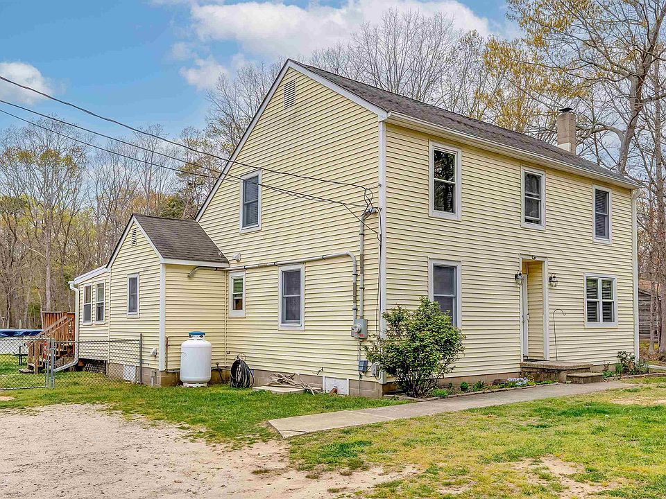 1st image of 211 Tyler Rd