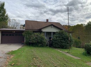 4682 Morgantown Pike, Belington, WV 26250