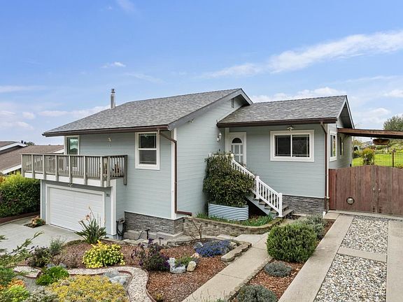 3rd image of 261 Coral Reef Ave