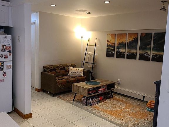 5th image of 2240 35th St #1