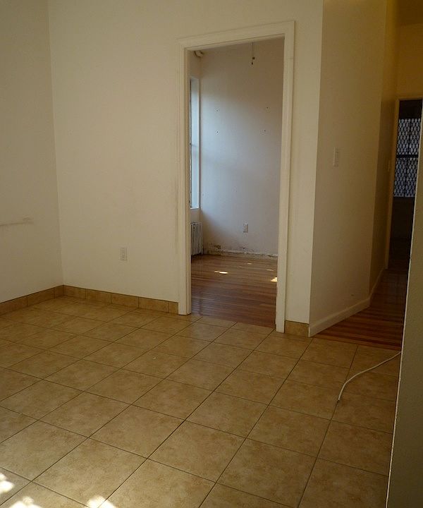 1st image of 231 Eldridge St APT 2