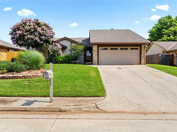 133 E Parkland Dr, Yukon, OK 73099
