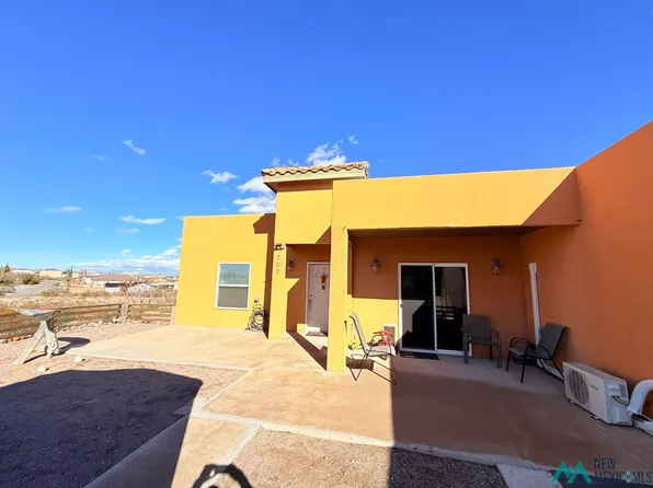 707 Erie Ave, Elephant Butte, NM 87935