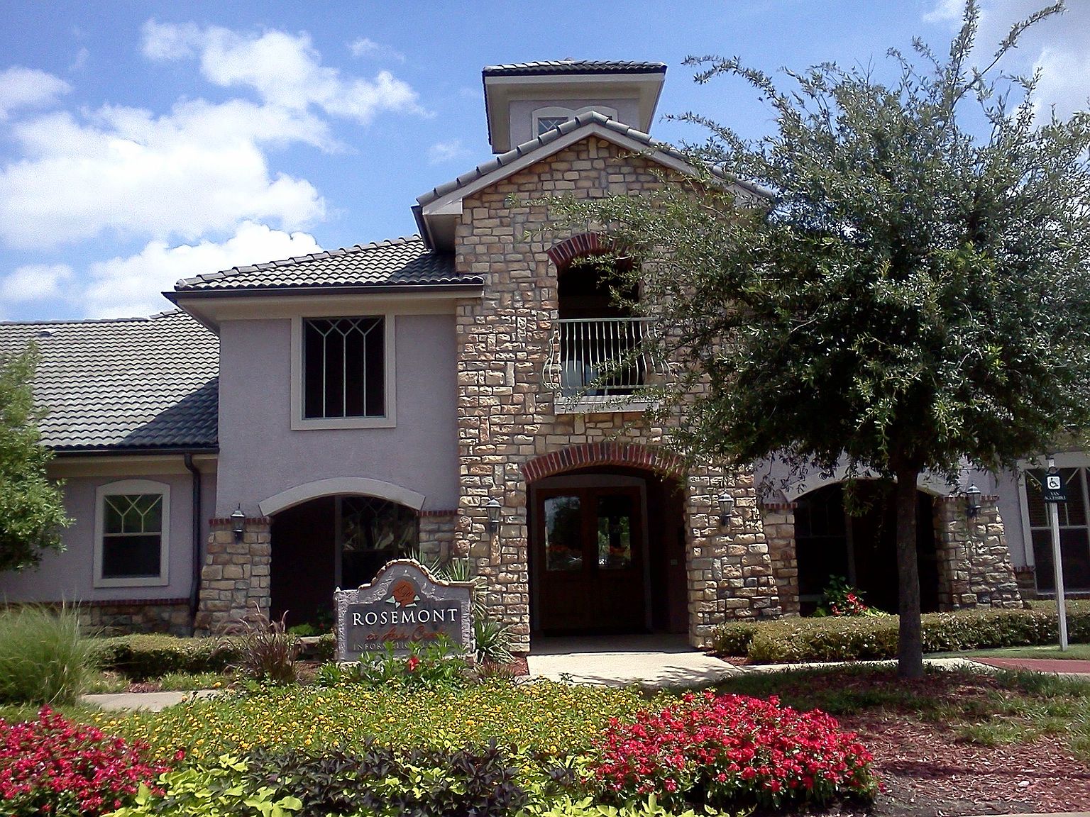 Rosemont At Ash Creek Apartments Dallas