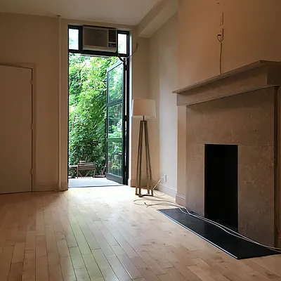 Rented by Northside Plaza Inc. | media 4