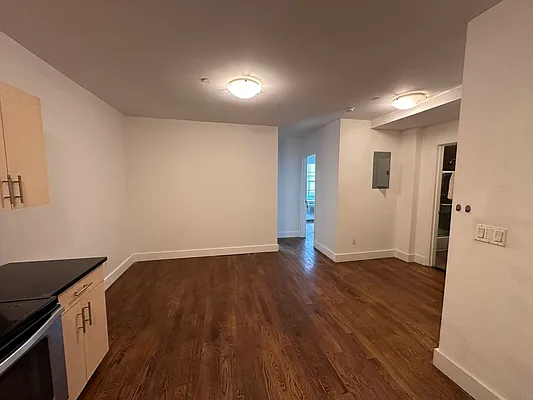 Rented by Yup Realty LLC | media 4