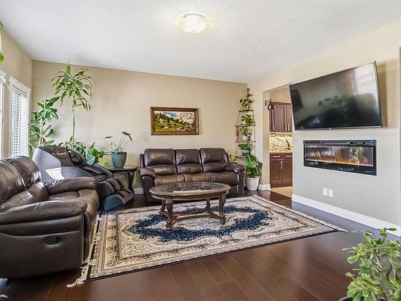 5th image of 300 W Sparrow Hawk Dr #19