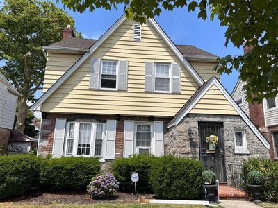 24-36 169th Street, Flushing, NY, 11357