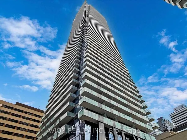 1080 Bay St, Toronto, ON