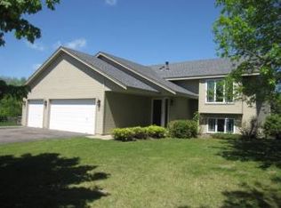 17011 Glencoe Cir, Lakeville, MN 55044