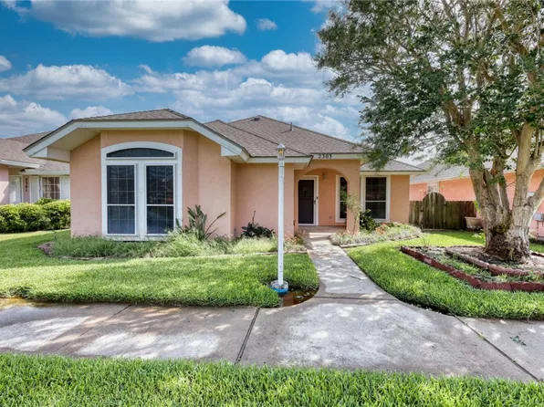 2303 Barcelona Dr, Ingleside, TX 78362