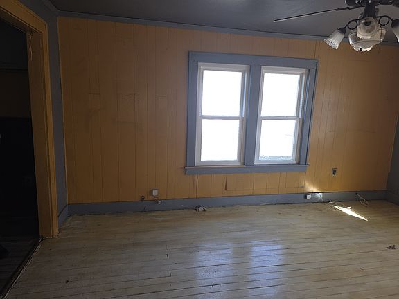 5th image of 432 2nd St